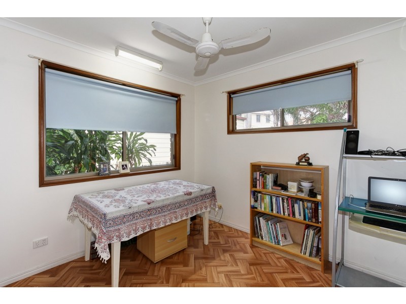 14 Partridge Close, Torquay QLD 4655
