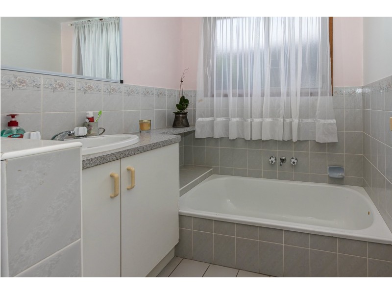 14 Partridge Close, Torquay QLD 4655