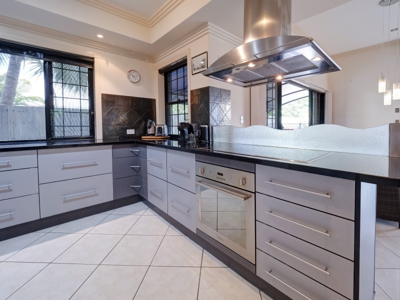 46 Long Street, Point Vernon QLD 4655