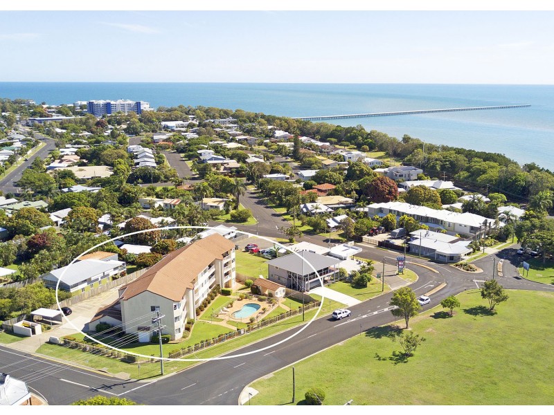 8/13-15 Pulgul Street, Urangan QLD 4655