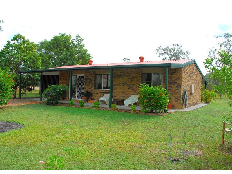 48 Green Acres Rd, Dundowran QLD 4655