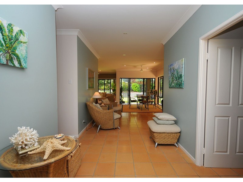 9 Montrose Cl, Hervey Bay QLD 4655