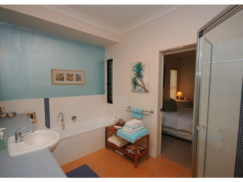 9 Montrose Cl, Hervey Bay QLD 4655