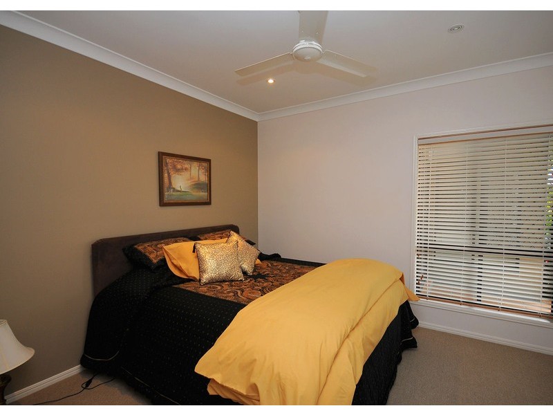 9 Montrose Cl, Hervey Bay QLD 4655