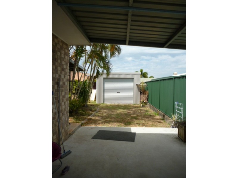 52 Wattle Street, Point Vernon QLD 4655