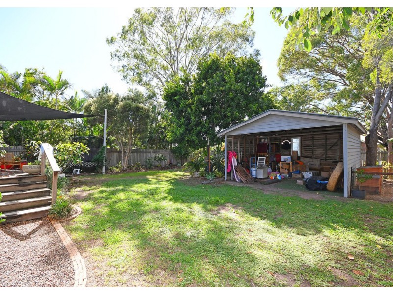 92 Bideford Street, Torquay QLD 4655