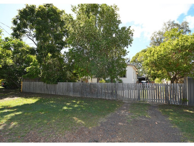 92 Bideford Street, Torquay QLD 4655