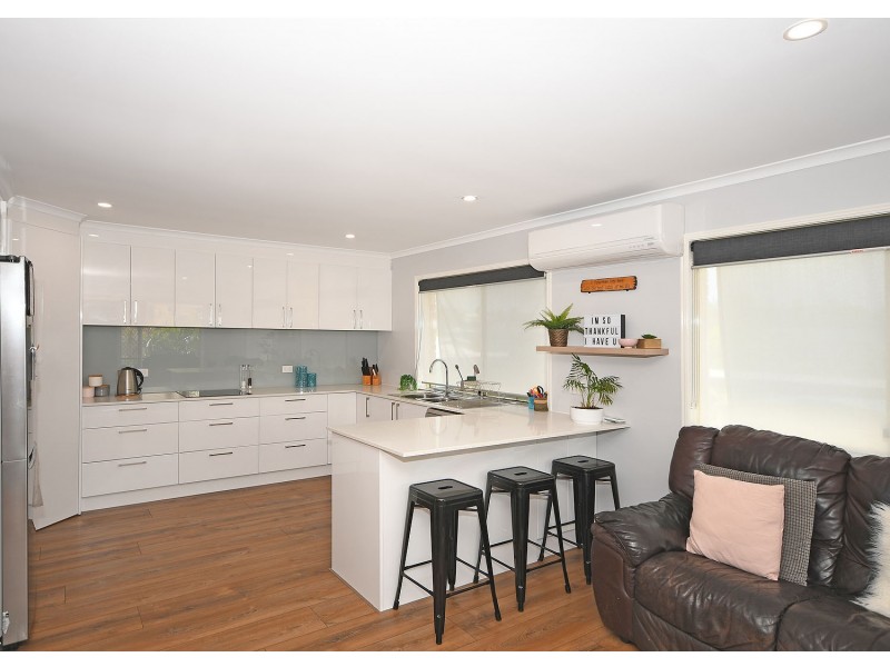 65 Jacobsen Outlook, Urraween QLD 4655