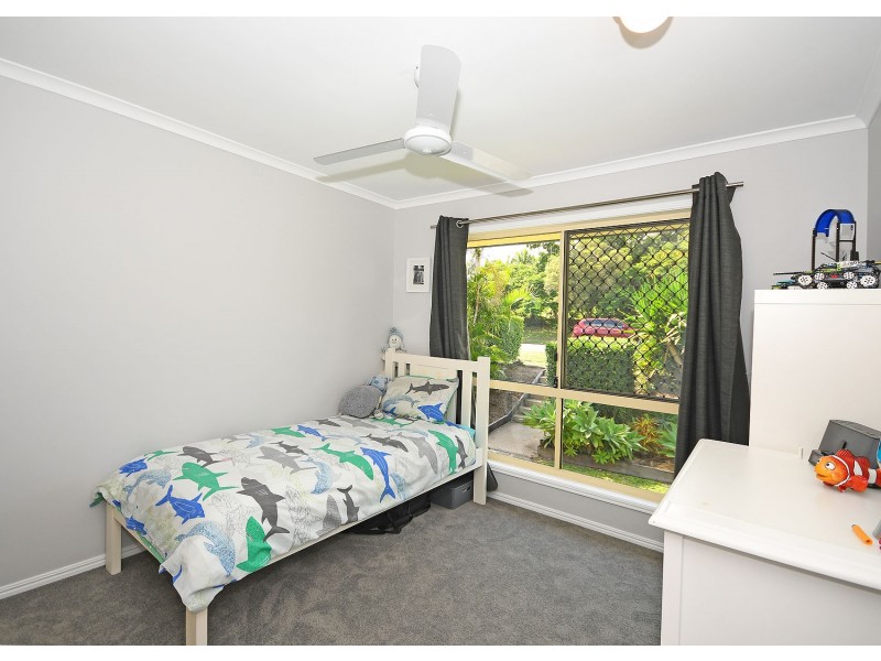 65 Jacobsen Outlook, Urraween QLD 4655