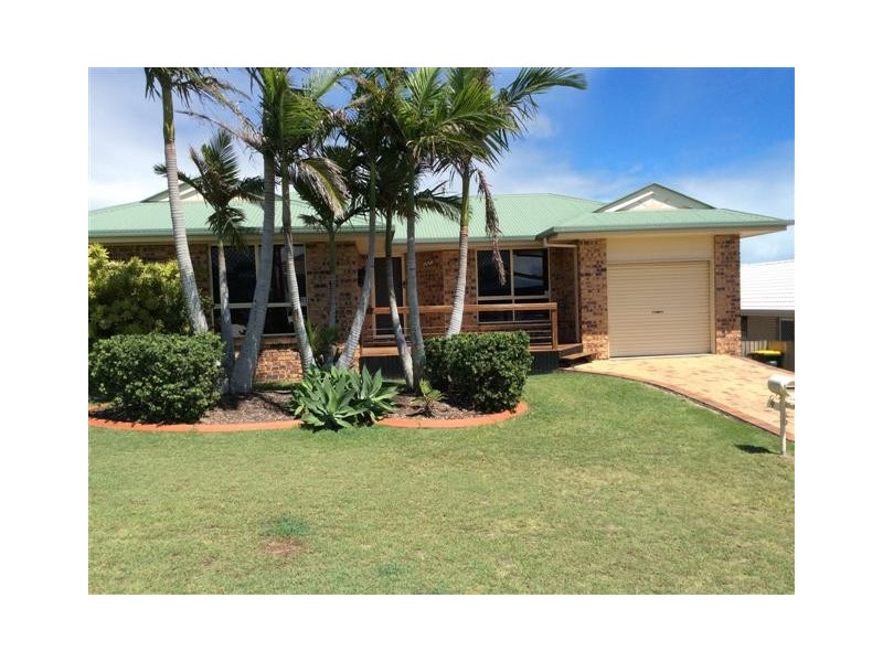9 Faraday Court, Urraween QLD 4655