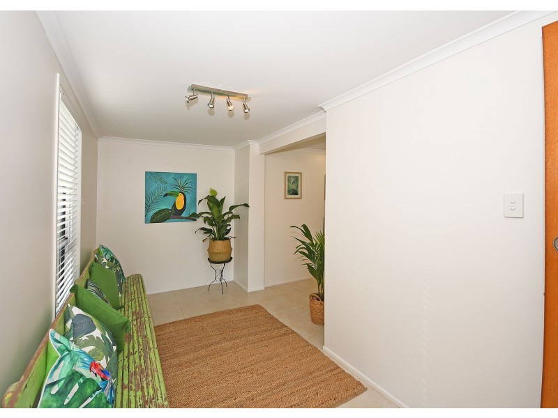 30 Pulgul Street, Urangan QLD 4655