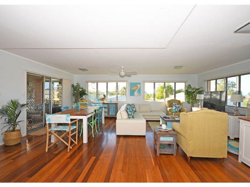 30 Pulgul Street, Urangan QLD 4655