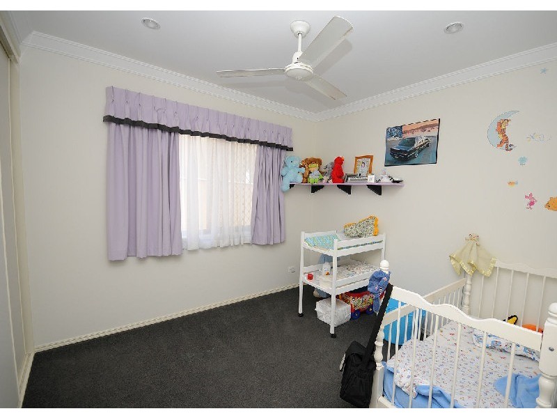 21 Harrison Circuit, Urangan QLD 4655