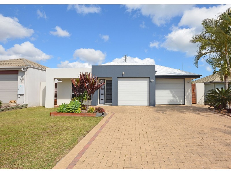 5 Lady Nelson Drive, Eli Waters QLD 4655