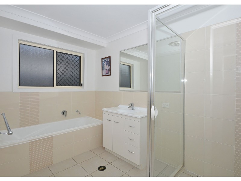 5 Lady Nelson Drive, Eli Waters QLD 4655