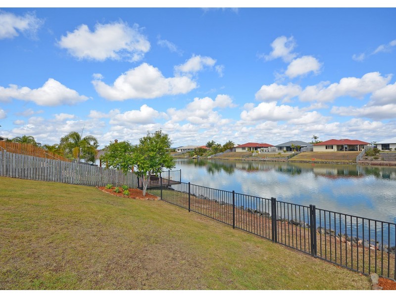 5 Lady Nelson Drive, Eli Waters QLD 4655