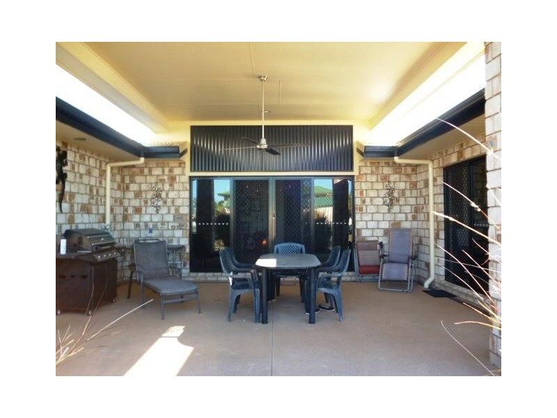 69A Helsham Street, Point Vernon QLD 4655