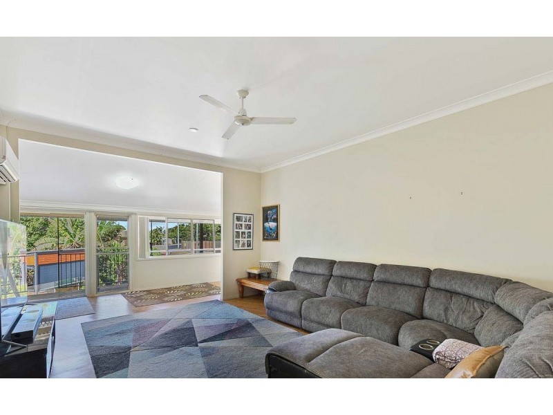 43 Madsen Road, Urraween QLD 4655