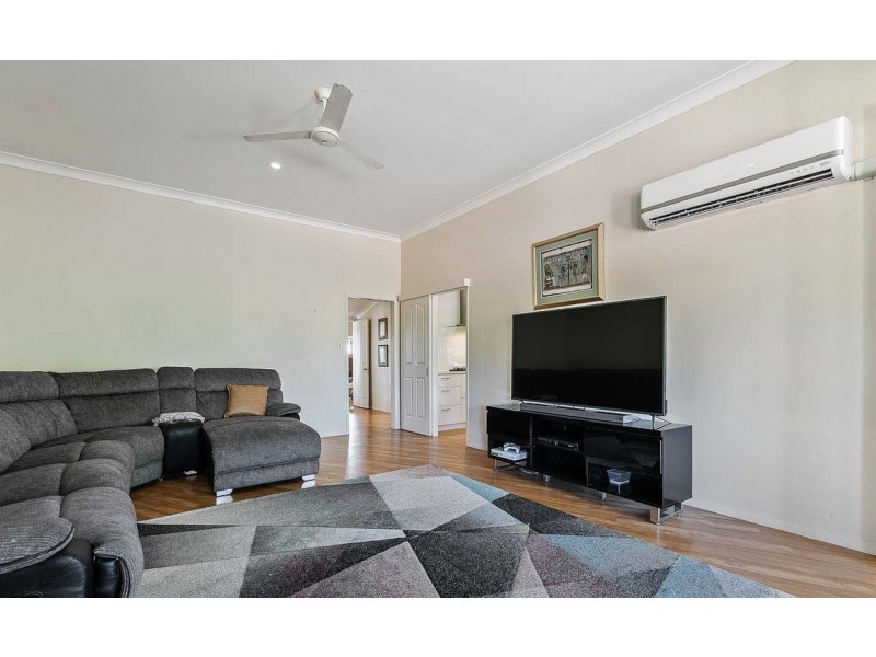 43 Madsen Road, Urraween QLD 4655