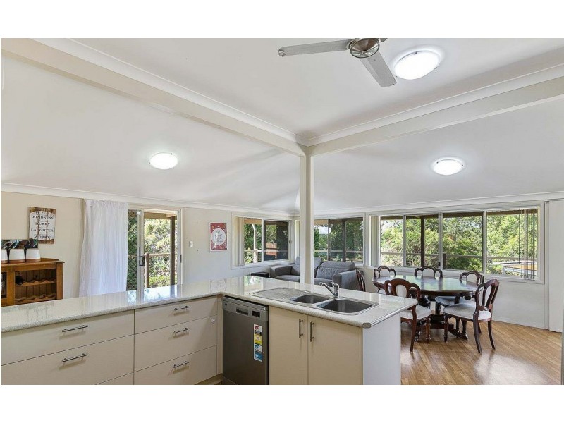 43 Madsen Road, Urraween QLD 4655
