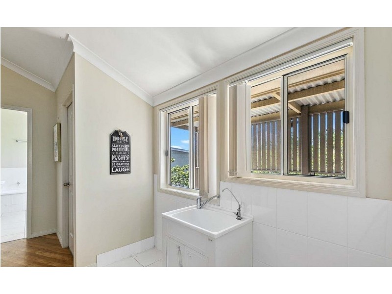 43 Madsen Road, Urraween QLD 4655
