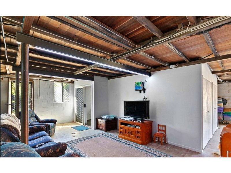 43 Madsen Road, Urraween QLD 4655