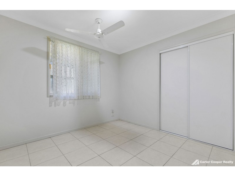 2/207 Pulgul St, Urangan QLD 4655