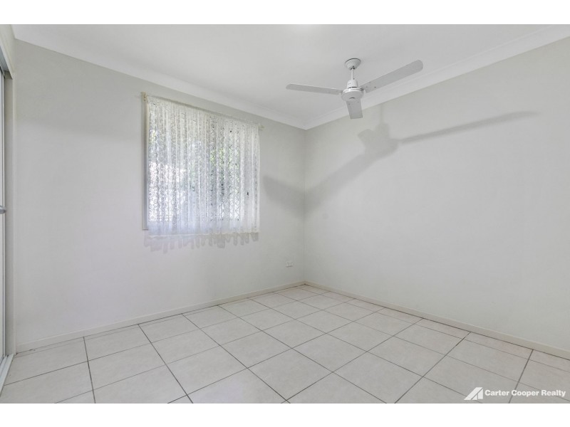 2/207 Pulgul St, Urangan QLD 4655