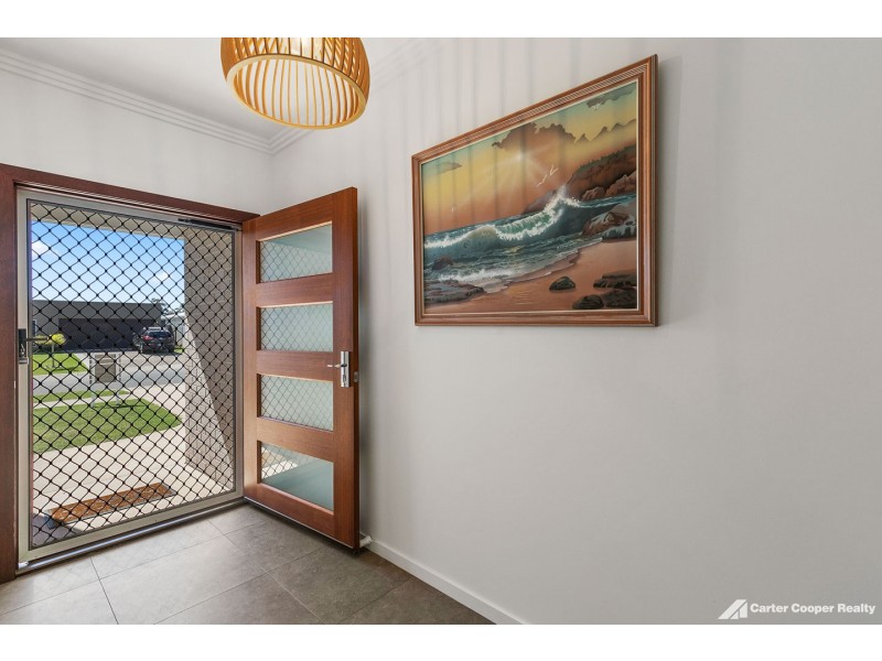 58 Royal Drive, Kawungan QLD 4655