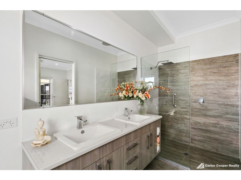 58 Royal Drive, Kawungan QLD 4655