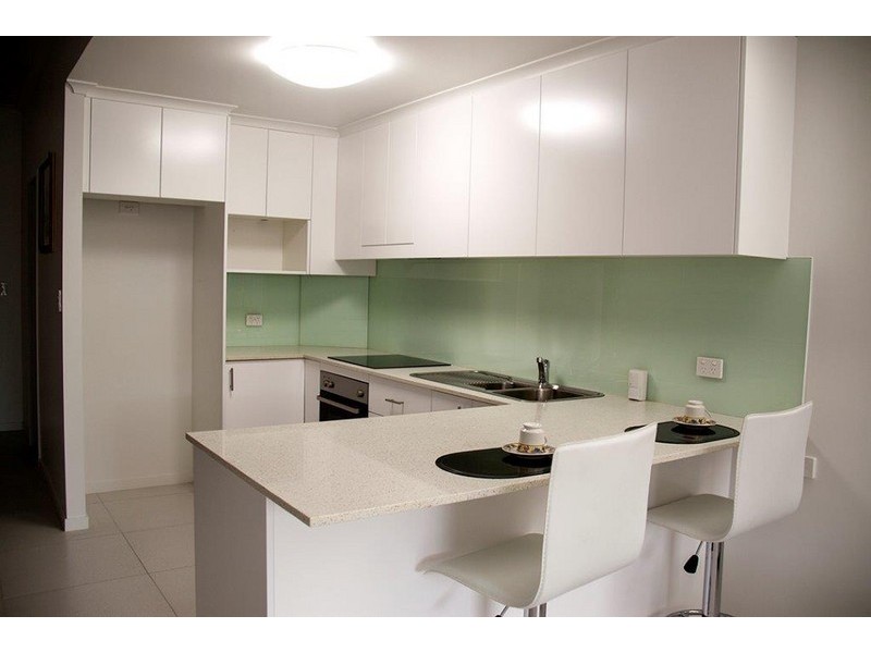 11 1 Hythe Street, Pialba QLD 4655