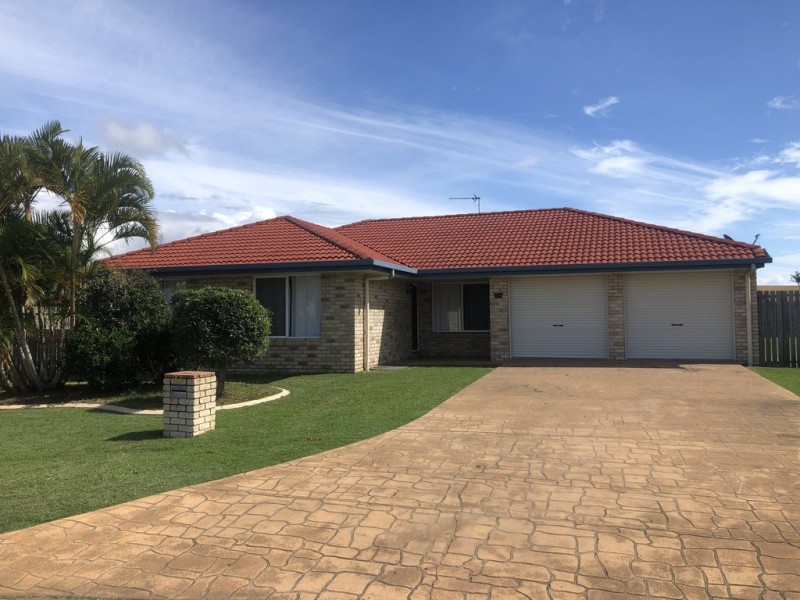 24 Sharyn Crt, Point Vernon QLD 4655