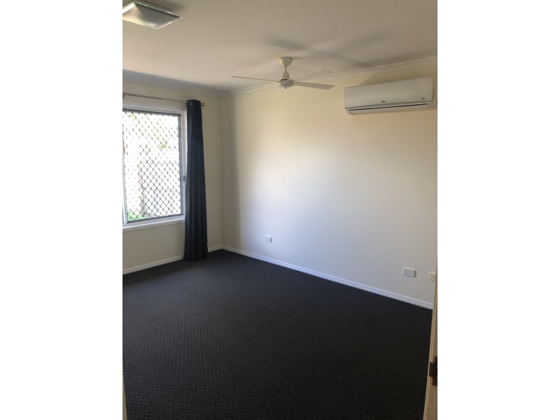 24 Sharyn Crt, Point Vernon QLD 4655