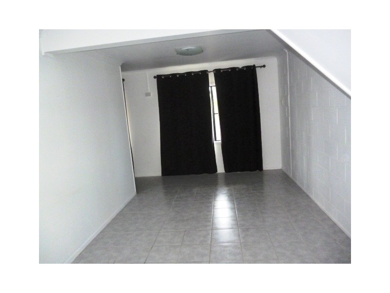 3 Hakea Court, Scarness QLD 4655