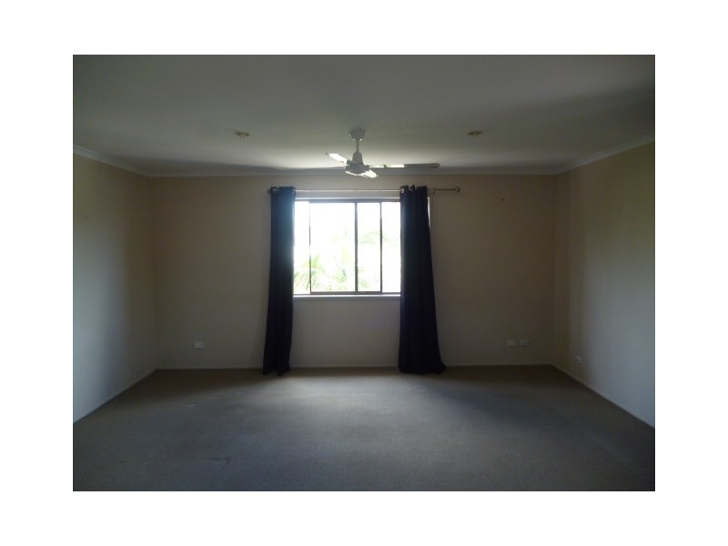 3 Hakea Court, Scarness QLD 4655