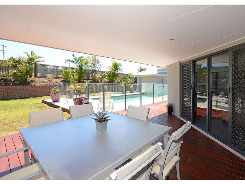 5  Fraser Outlook Court, Kawungan QLD 4655