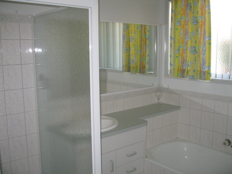 113 Bideford Street, Torquay QLD 4655