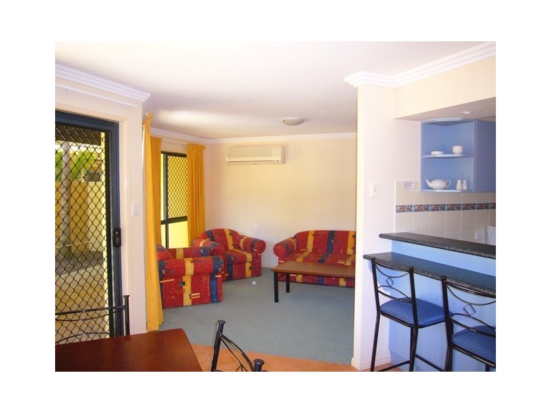 14/33 Elizabeth Street, Urangan QLD 4655