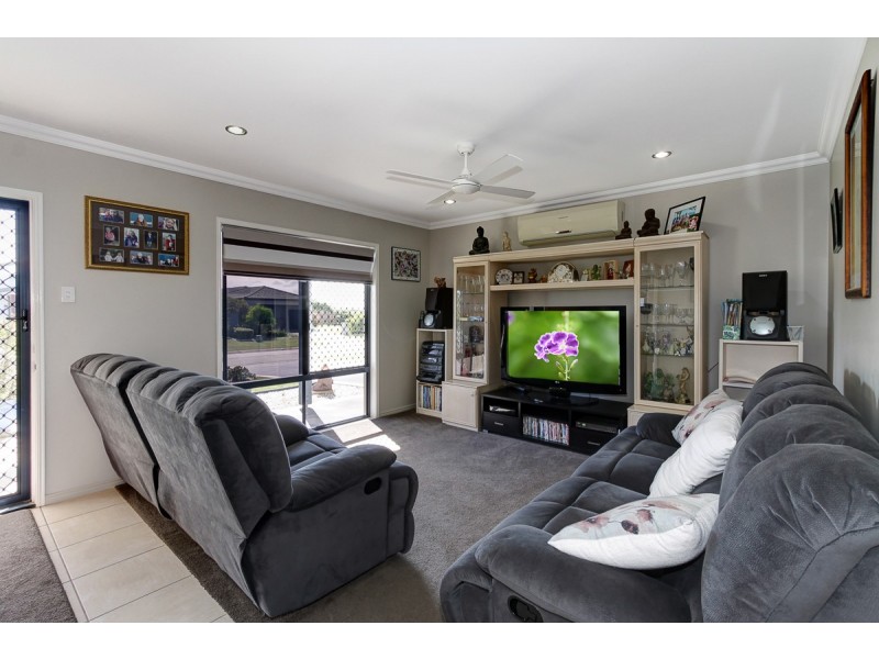 4 Fishburn Way, Eli Waters QLD 4655