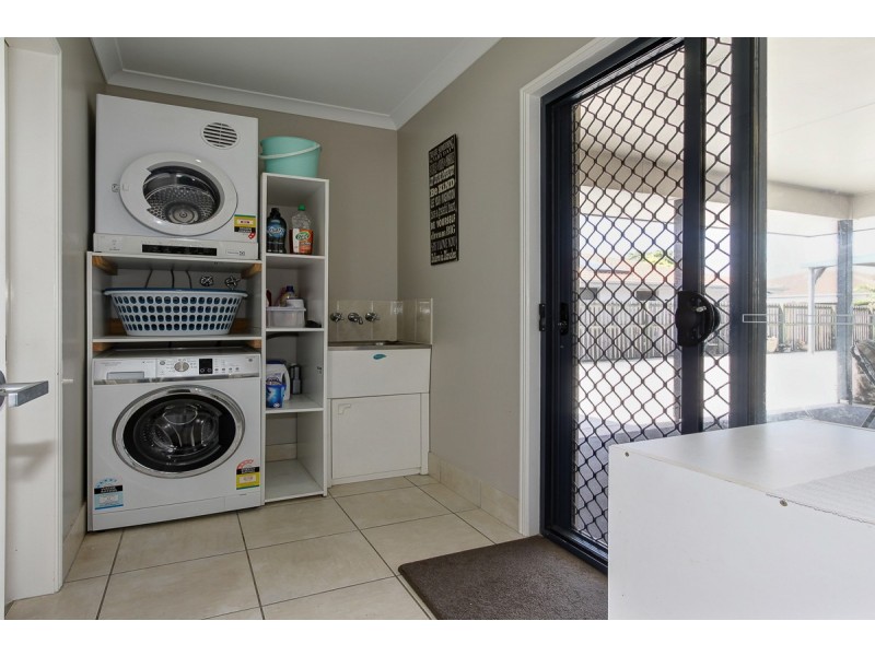 4 Fishburn Way, Eli Waters QLD 4655