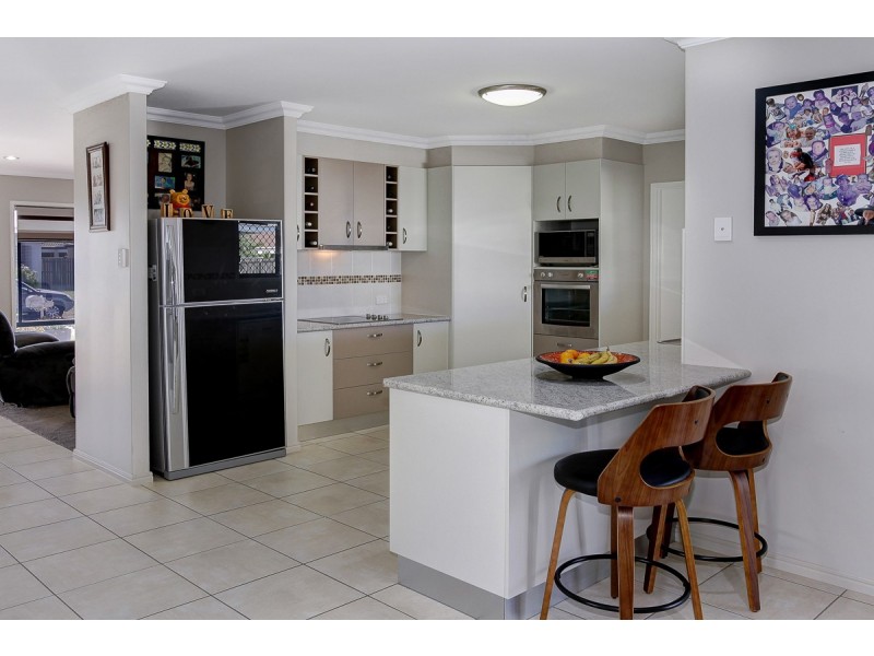 4 Fishburn Way, Eli Waters QLD 4655