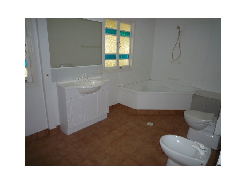 56 Burrum Street, Burrum Heads QLD 4659
