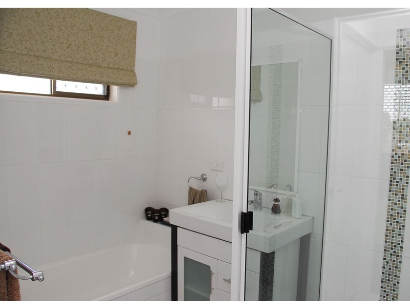 291 Torquay Terrace, Torquay QLD 4655