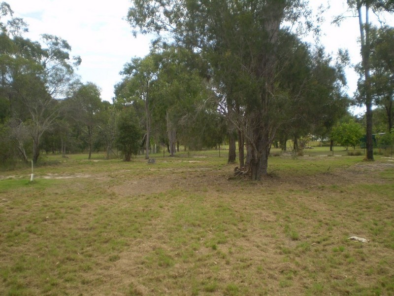 43 Ladbroke Cres, Urangan QLD 4655