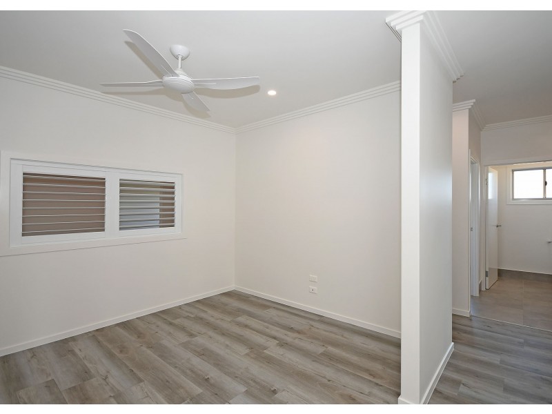 4 Peppermint Circuit, Nikenbah QLD 4655