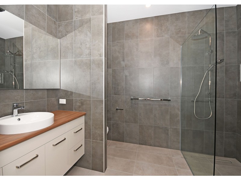 4 Peppermint Circuit, Nikenbah QLD 4655