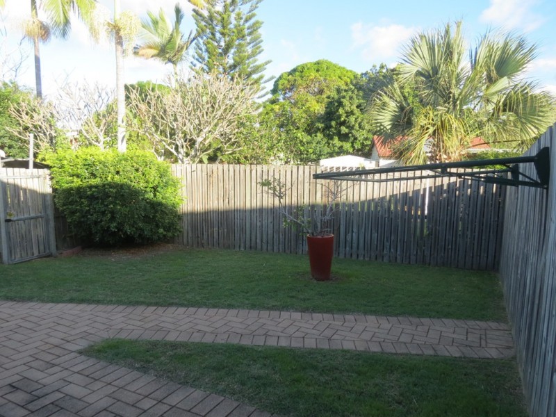 3/103 Cypress Street, Torquay QLD 4655