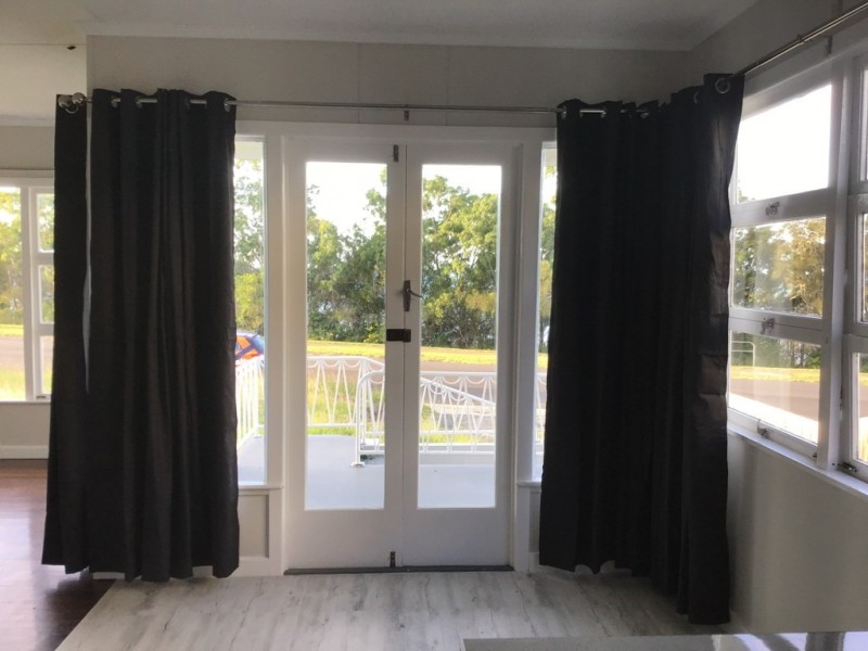 67 Esplanade, Point Vernon QLD 4655