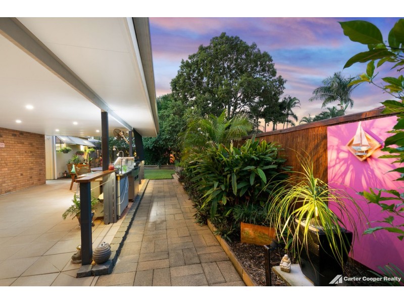 10 Meledie Avenue, Kawungan QLD 4655