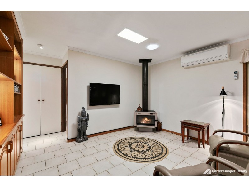 10 Meledie Avenue, Kawungan QLD 4655